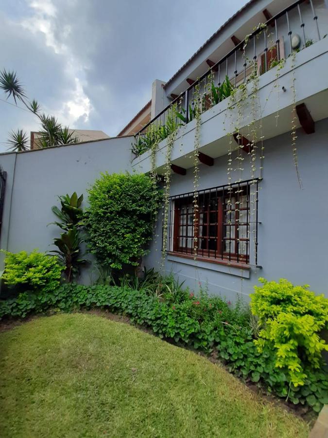 Bed and Breakfast Dos Balcones Сальта Экстерьер фото